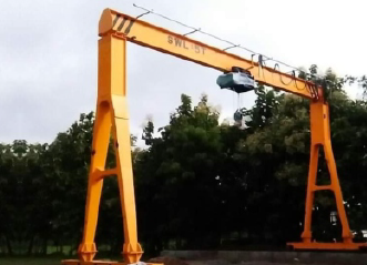 EOT Crane Image 1